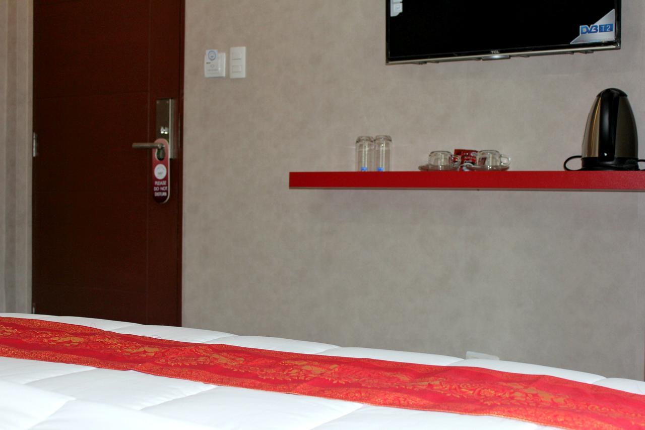 Everest Boutique Hotel Bangkok Ngoại thất bức ảnh