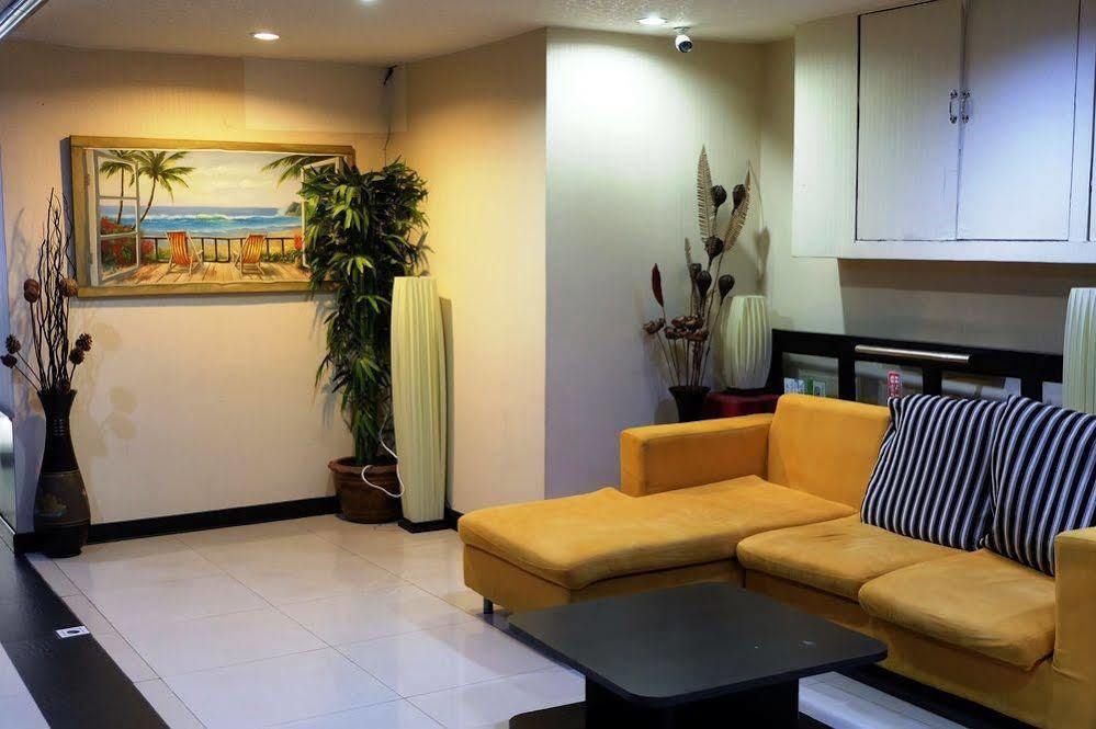 Everest Boutique Hotel Bangkok Ngoại thất bức ảnh