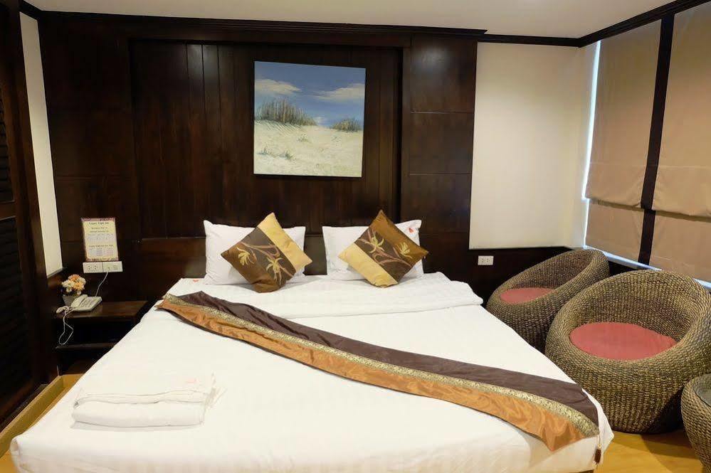 Everest Boutique Hotel Bangkok Ngoại thất bức ảnh